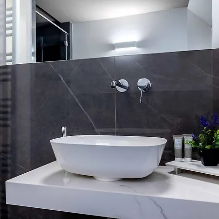 בית הארחה Salina Luxury פארמה